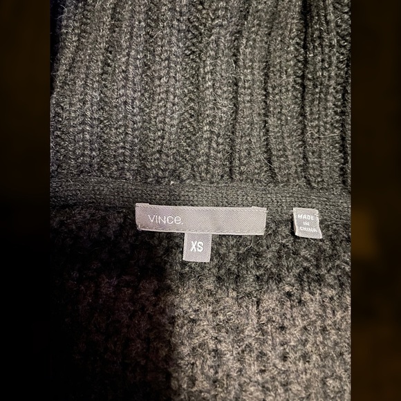 XS Vince Sweater Coat LIKE NEW - Picture 5 of 7